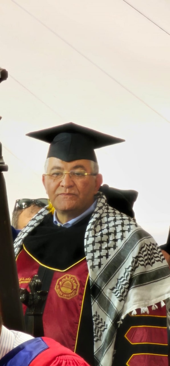 كلية بارد في نيويورك تمنح رئيس جامعة القدس البروفيسور عماد أبو كشك الدكتوراه الفخرية في الآداب الإنسانية