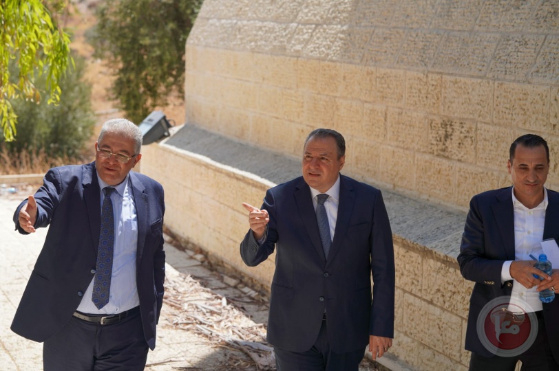 السفير الأردني يزور رئيس جامعة القدس ويشيد بالقفزة النوعية التي تشهدها الجامعة مؤخرا