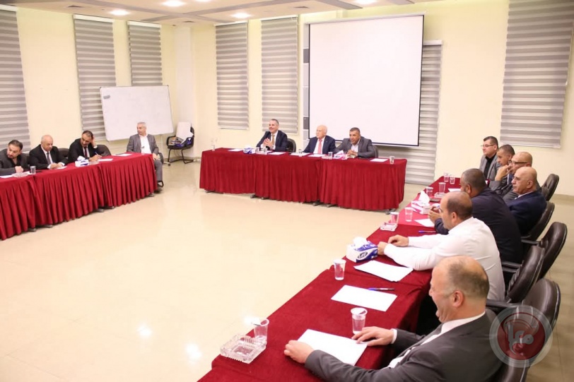وزير الاقتصاد يتفقد الأوضاع الاقتصادية في محافظة الخليل
