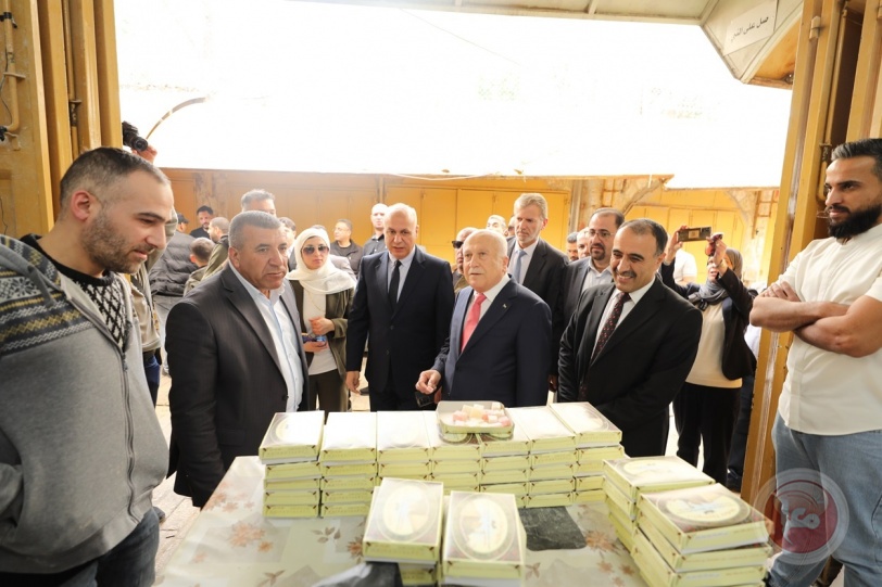 وزير الاقتصاد يتفقد الأوضاع الاقتصادية في محافظة الخليل