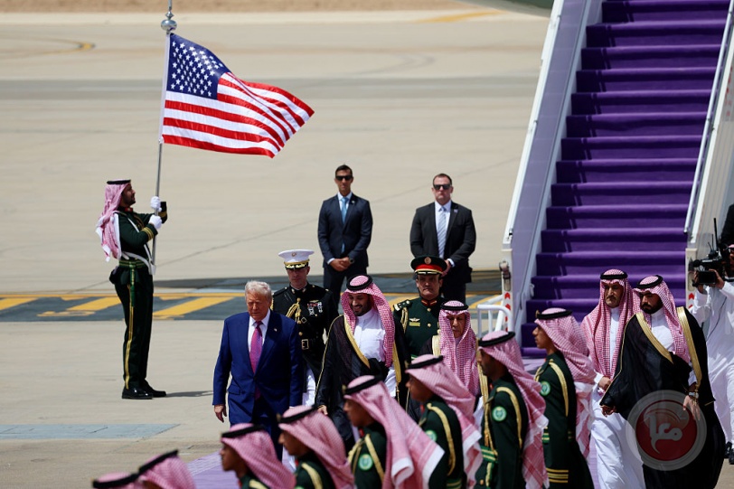 بالصور: الرئيس الأمريكي يصل الى السعودية 