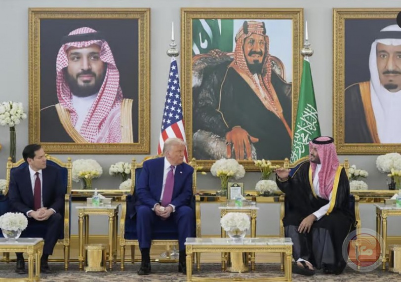 بالصور: الرئيس الأمريكي يصل الى السعودية 