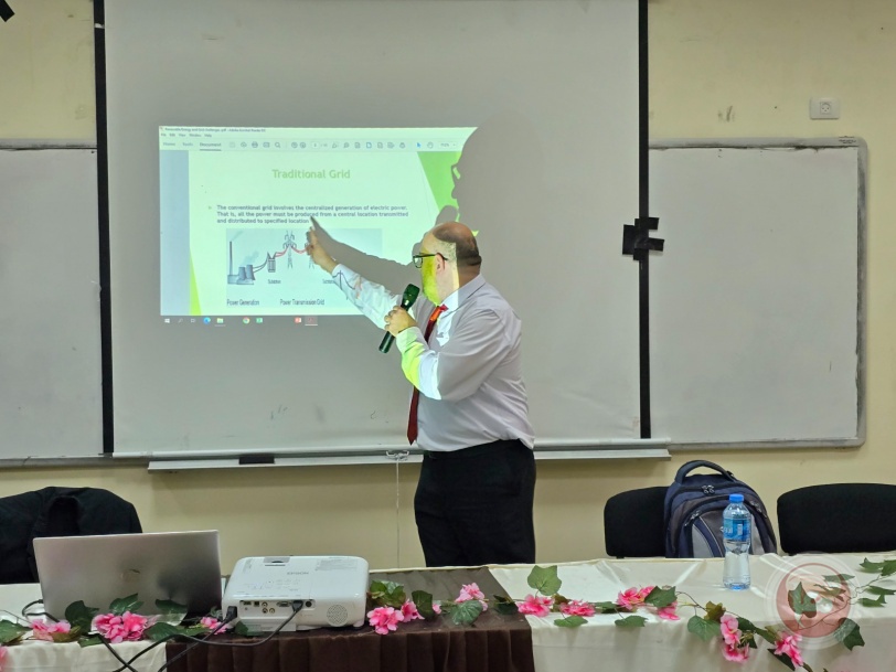 شراكة علمية تُثمر معرفة: كهرباء القدس تعقد ورشة لنقل خبراتها إلى طلبة جامعة القدس (فيديو)