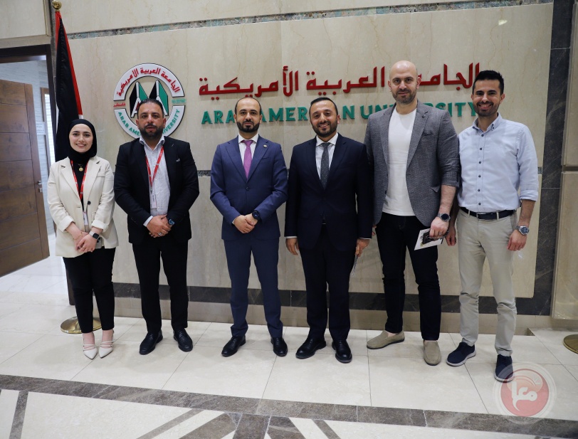 وفدان من بنك القاهرة عمان وشركة اوريدو في زيارة للجامعة العربية الأمريكية حرم رام الله
