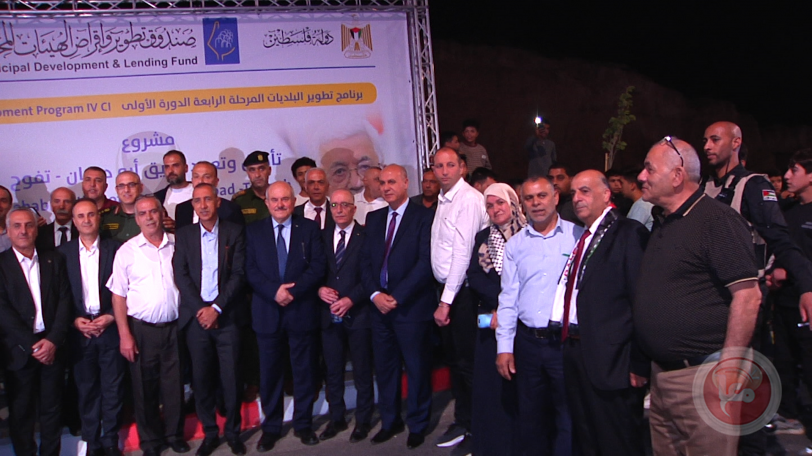بلدية تفوح تفتتح شارع "ابو دعجان - المنطقة الصناعية" وسط حضور رسمي وشعبي منقطع النظير