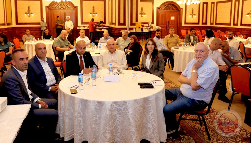 السياحة والاثار والعمل شركاء في تعريف القطاع السياحي بالبرامج الخاصة بالعمال