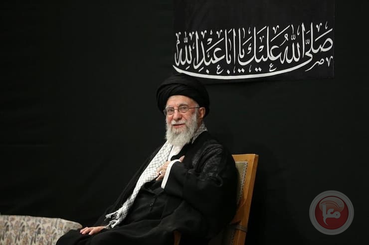 بالصور: خامنئي يظهر علناً لأول مرة منذ الحرب