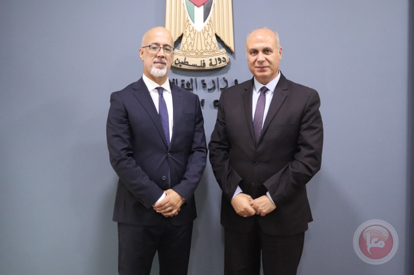 الوزير حمدان يبحث مع السفير البرازيلي التواصل الثقافي بين فلسطين والبرازيل