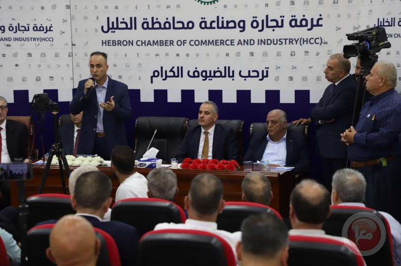 الخليل غاضبة.. دعوات لاستقالة الحكومة وتهديد بالاضراب وشل الاقتصاد 