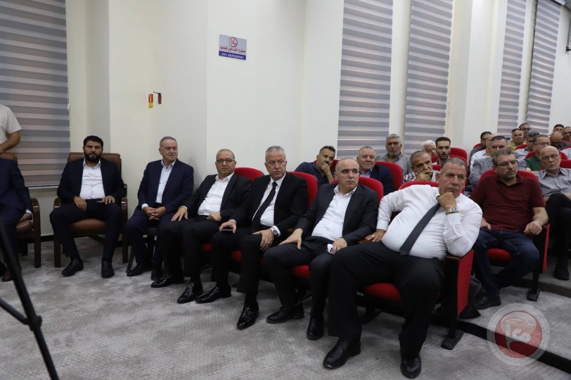 الخليل غاضبة.. دعوات لاستقالة الحكومة وتهديد بالاضراب وشل الاقتصاد 