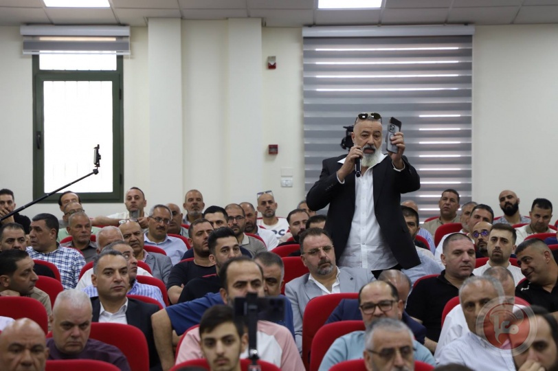 الخليل غاضبة.. دعوات لاستقالة الحكومة وتهديد بالاضراب وشل الاقتصاد 