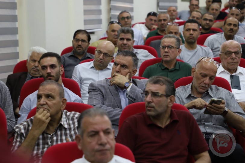 الخليل غاضبة.. دعوات لاستقالة الحكومة وتهديد بالاضراب وشل الاقتصاد 