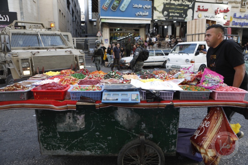 صور- إصابة فتى بالرصاص خلال اقتحام الاحتلال وسط مدينة الخليل