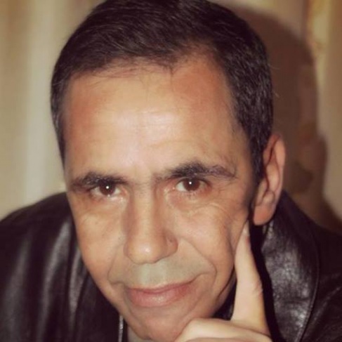 الكاتب أبو شرخ المعتقل لدى  أمن غزة يعلن اضرابه عن الطعام  