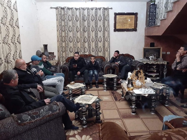 جبهة النضال تعقد اجتماعا مع لجنة الدعم والإسناد الميداني في عتيل