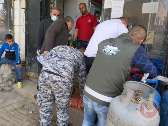 طوباس: ضبط كمية كبيرة من المواد التموينية منتهية الصلاحية