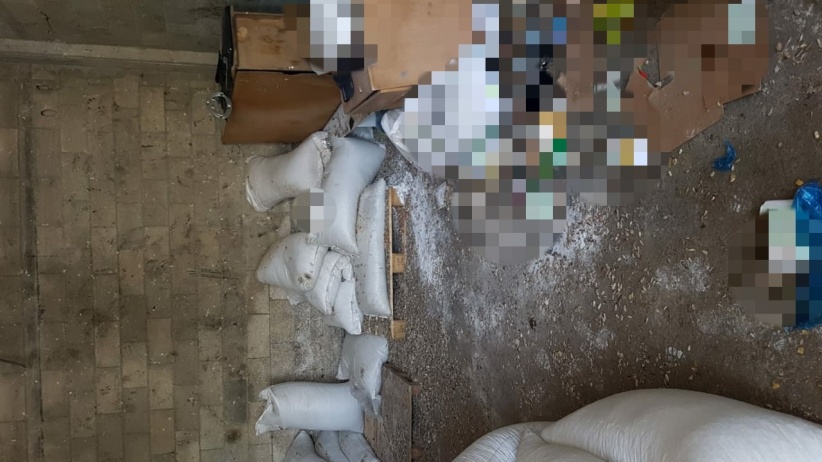اتلاف 2 طن مواد غذائية منتهية الصلاحية في نابلس