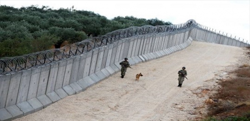 الجيش الإسرائيلي يعلن عن &quot;تضرر&quot; 3 نقاط في السياج الحدودي مع لبنان