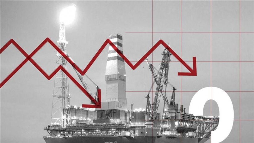 انهيار تاريخي لسعر البترول الأمريكي