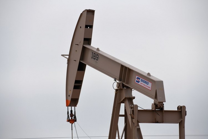 انخفاض أسعار النفط رغم التفاؤل حول الصين