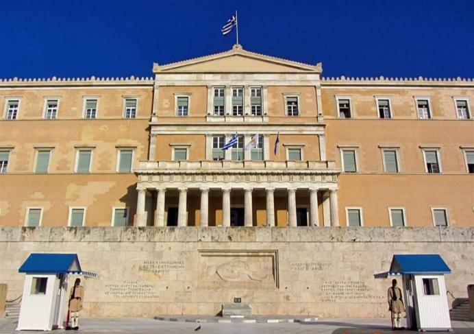 السفير طوباسي يطلع الخارجية اليونانية على آخر التطورات