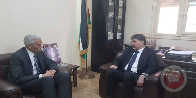 عبد الهادي يطلع سفير الجزائر بدمشق  على آخر مستجدات القضية الفلسطينية
