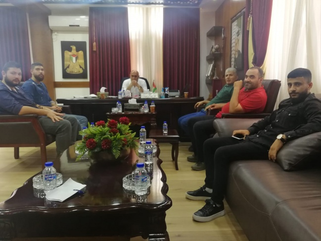 محافظ جنين يلتقي اللجنة الثقافية التابعة لحركة فتح