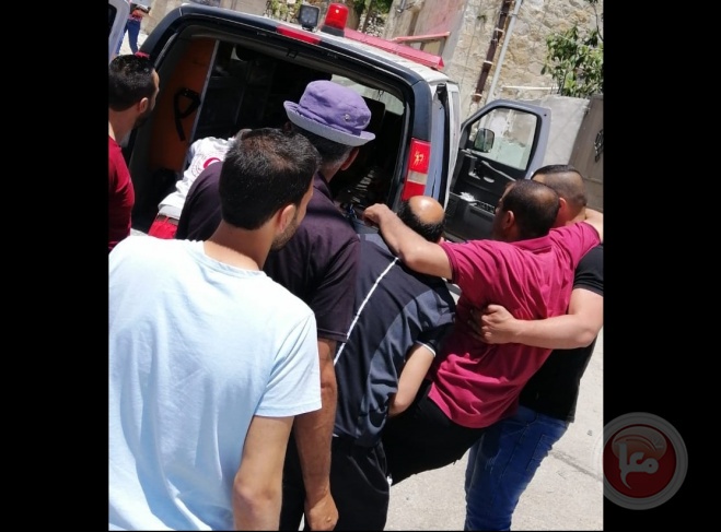 مستوطنون يعتدون بالضرب على شرطي فلسطيني بلباس مدني غرب نابلس