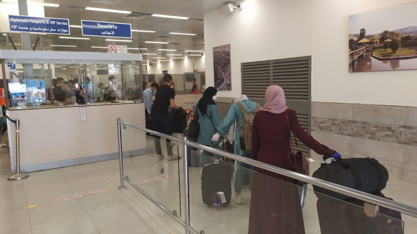 عقب عملية اطلاق النار- إسرائيل تغلق معبر الكرامة الحدودي مع الأردن 