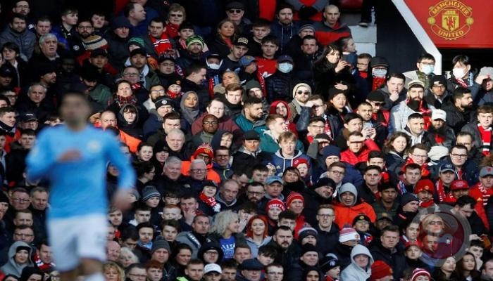 فيديو- ظهور أسامة بن لادن مشجعا في الدوري الإنجليزي!