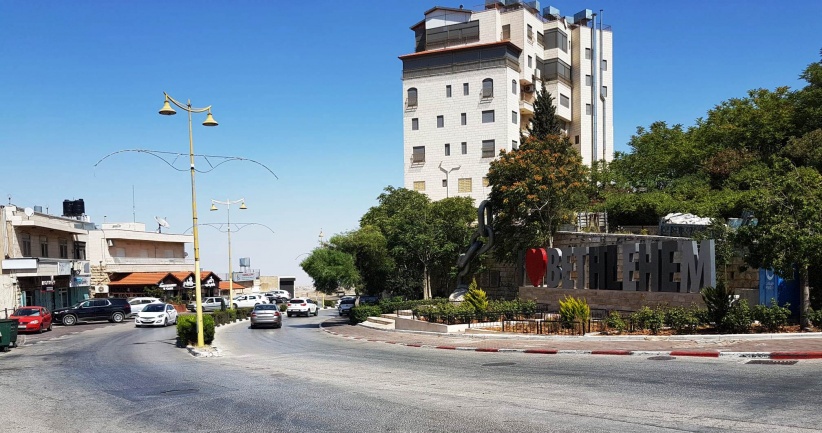 محافظ بيت لحم يقرر إغلاق مديرية الحكم المحلي بسبب كورونا