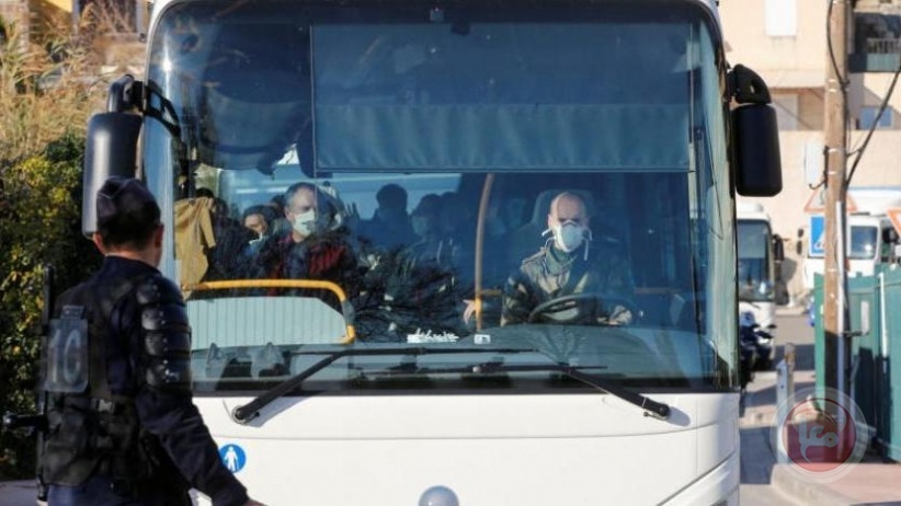 فرنسا: ركاب يقتلون سائق حافلة لرفضه صعودهم بدون ارتداء كمامة