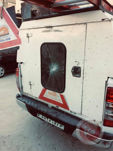 كهرباء القدس تستنكر تعرض موظفيها للاعتداء على يد أحد سارقي الكهرباء