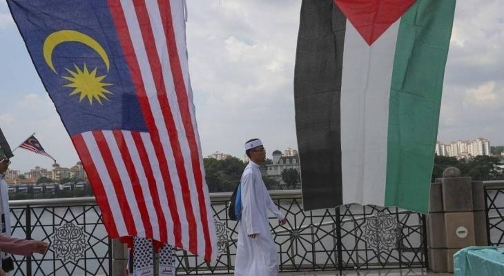 البرلمان الماليزي يسلم السفارة الأمريكية عريضة رافضة لخطة الضم