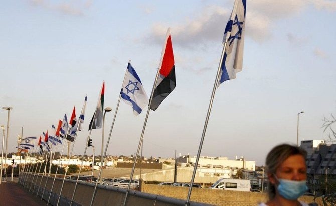 وزير الدفاع الإماراتي ووزير الجيش الإسرائيلي يبحثان هاتفيا اتفاق التطبيع