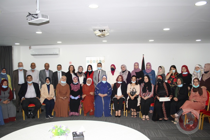وزارة شؤون المرأة تختتم تدريب: &quot;بناء قدرات لجنة المرأة في الإتحاد العام للمعلمين&quot;.