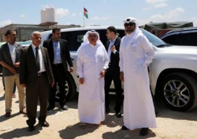 السفير القطري محمد العمادي يصل قطاع غزة