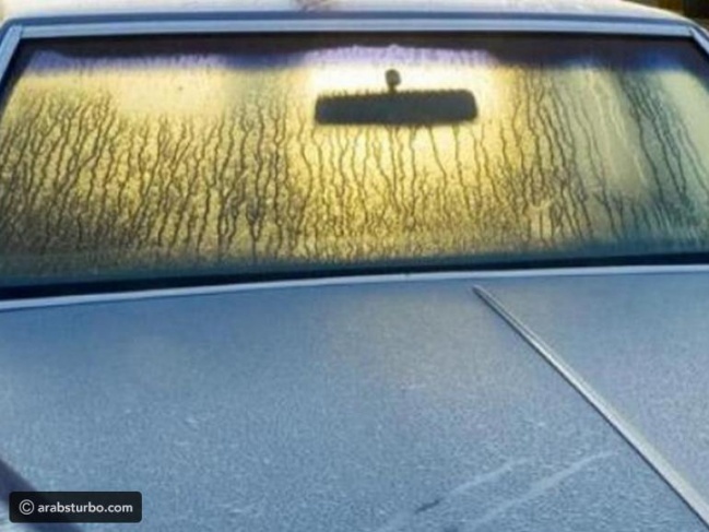 كيفية التخلص من ضباب زجاج السيارة من الداخل والخارج