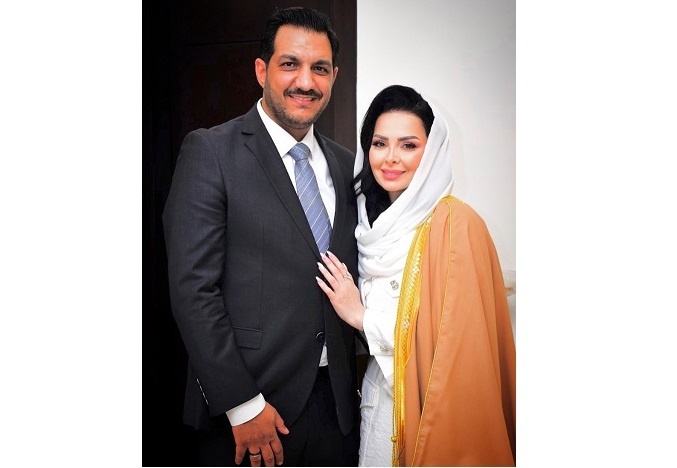 الفنانة كرزون تعلن زواجها من الاعلامي العمري