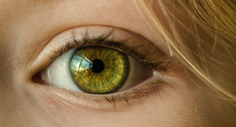 دراسة تكشف علاجات منزلية فعالة تهدئ من تهيج العين