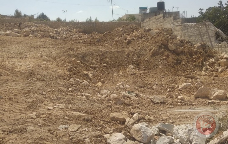 تجريف أراض وهدم جدارن استنادية في بتير غرب بيت لحم