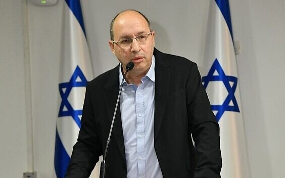 وزير إسرائيلي: &quot;العرب والحريديم سبب تفشي كورونا في اسرائيل&quot;
