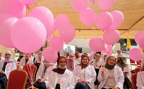 غنام تطلق فعاليات أكتوبر الوردي للتوعية بسرطان الثدي وتحيي المسنين بيومهم