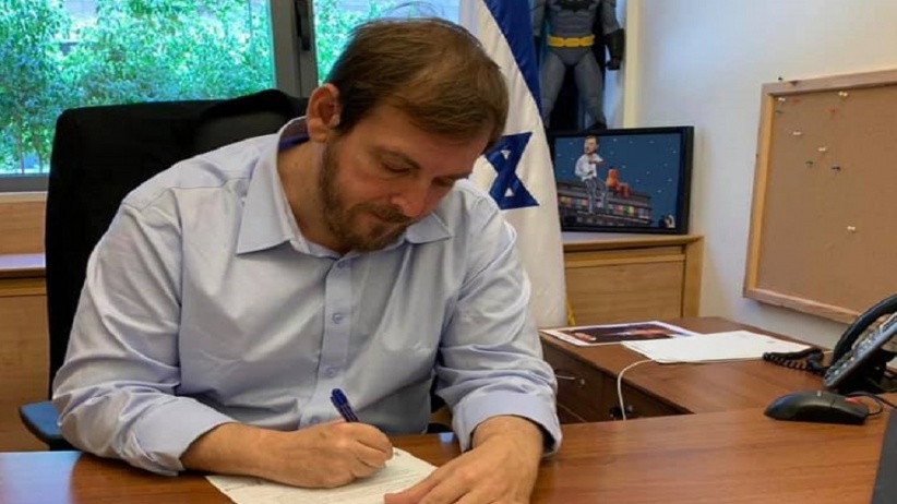وزير السياحة الإسرائيلي يعلن استقالته