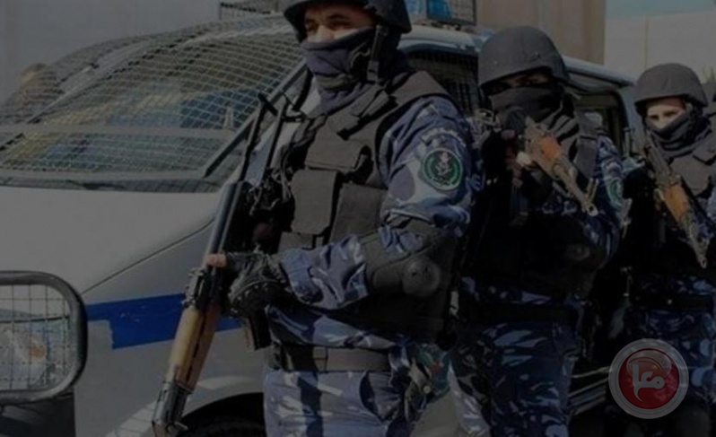 اصابة ضابط شرطة بجروح طفيفة بعد الاعتداء عليه في نابلس