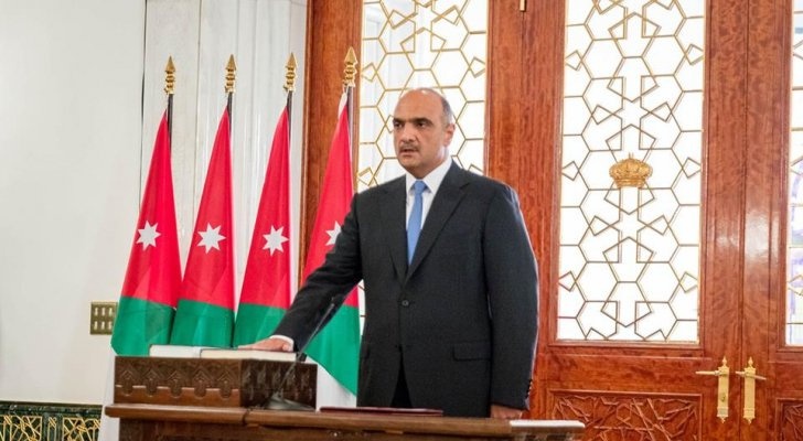 العاهل الأردني يكلف بشر  الخصاونة بتشكيل حكومة جديدة