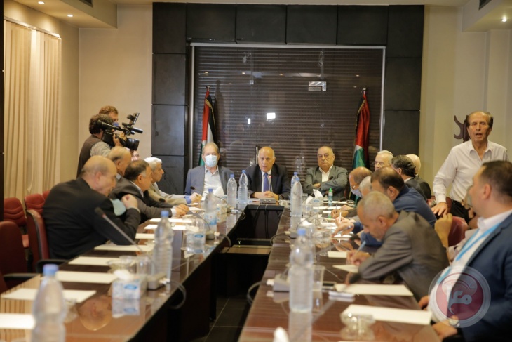 وفد حركة فتح يجتمع بالفصائل الفلسطينية في دمشق