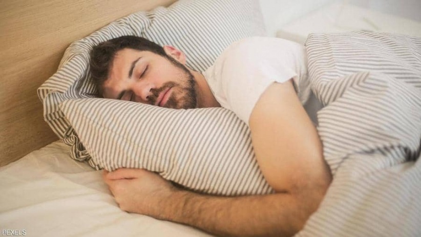هل تبحث عن النوم سريعا؟.. إليك 10 طرق مدعومة علميا