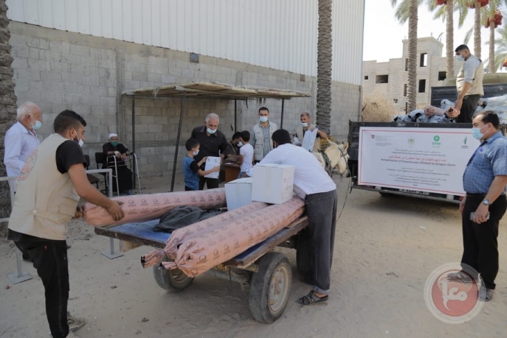 العمل الزراعي يقدم مساعدات ل 400 مزارع جنوب قطاع غزة