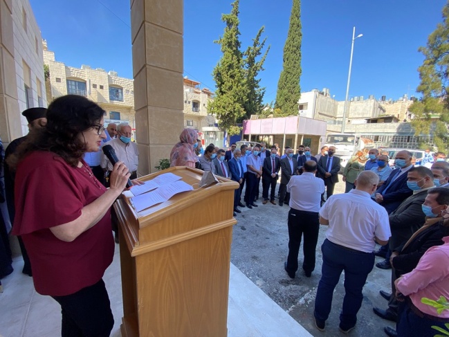وزير الحكم المحلي يدشن عددا من المشاريع في بيت لحم